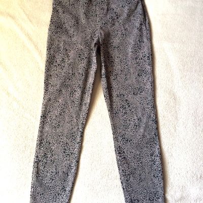 Spanx  sz M  Desert Dot  Ankle Jean-ish Leggings Back Pockets Style 20018R NWT